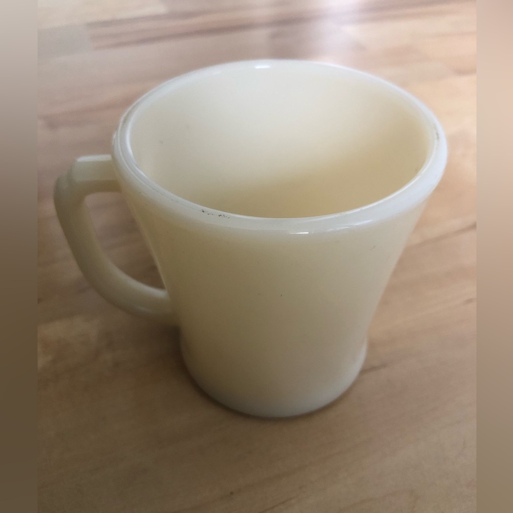 Vintage FIRE KING  Oven Ware  MUG CUP  with D Handle; Flat Bottom